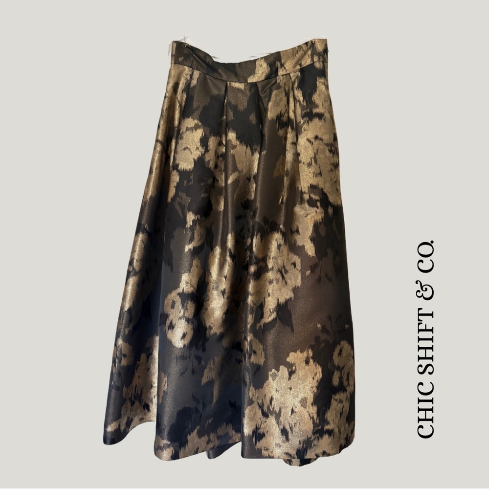 Eliza J Metallic Jacquard Ball Skirt - Black/Gold, Size 14